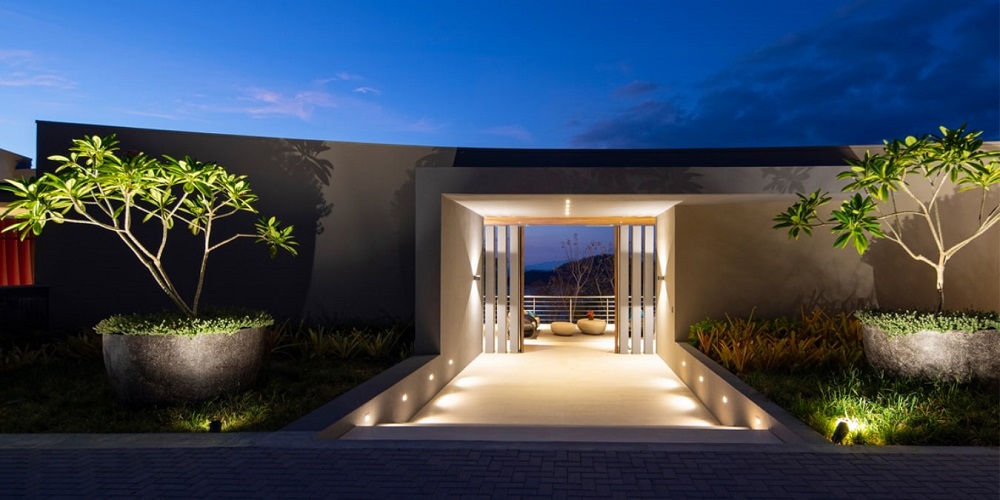 What are the uses of outdoor and indoor led lighting?